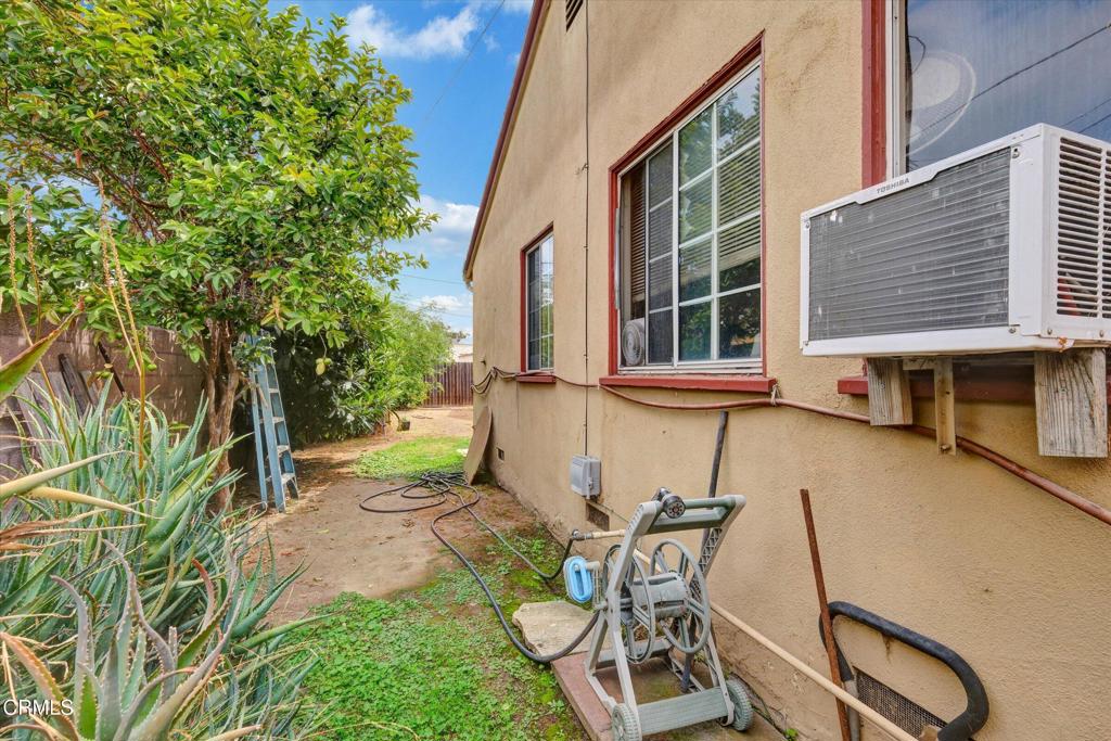 1844 S Stoneman Avenue