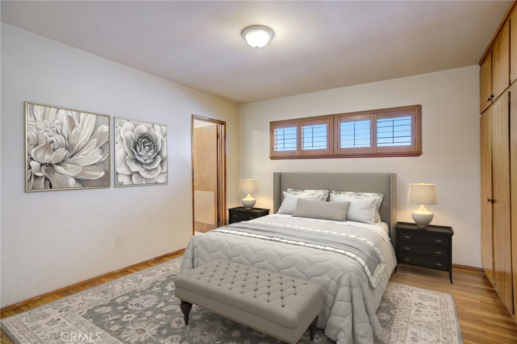 414 E Live Oak Street