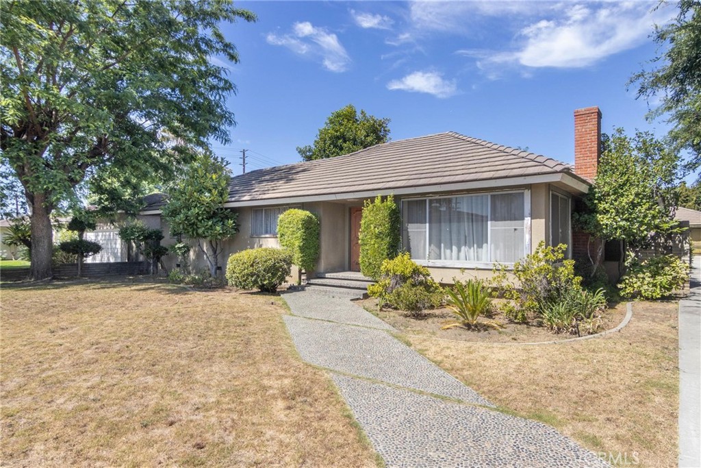 2727 Gilpin Way