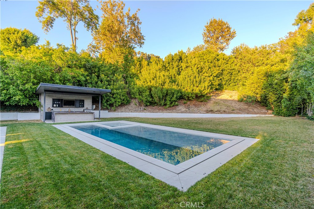 3030 Deep Canyon Drive