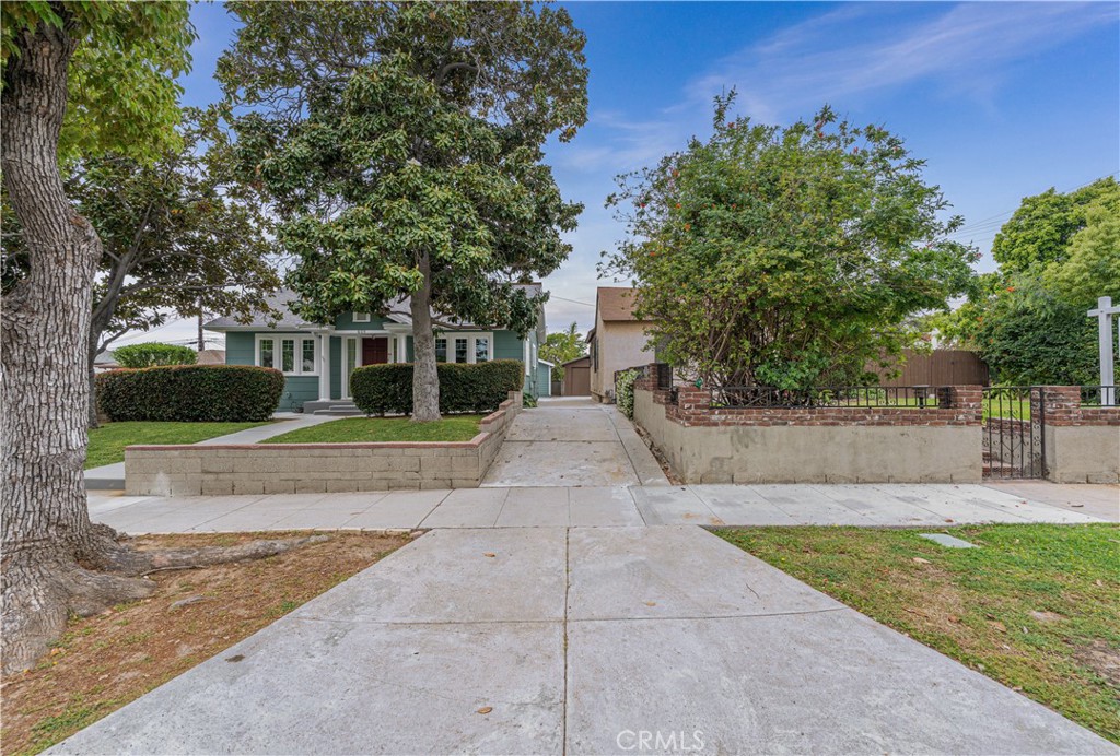 601 Orange Grove Avenue