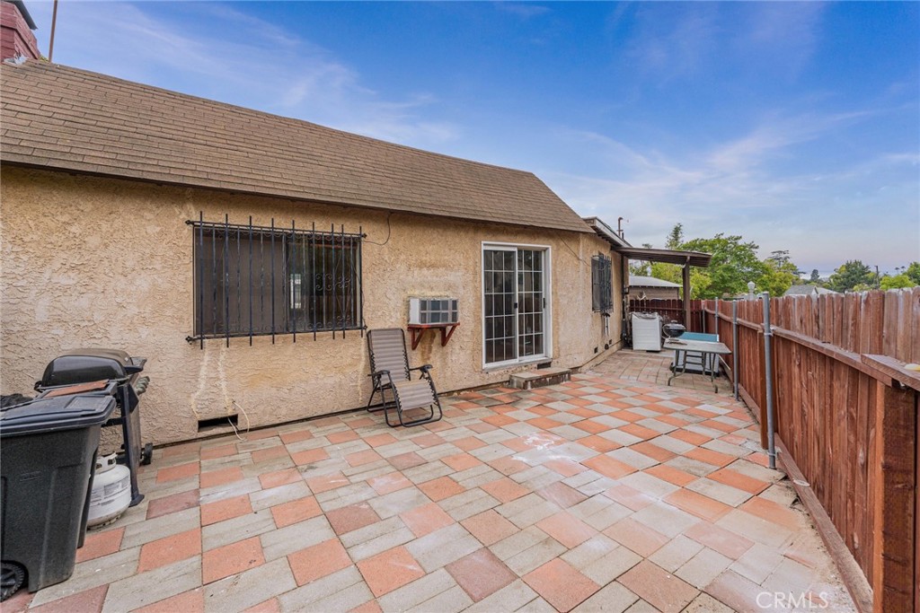 601 Orange Grove Avenue