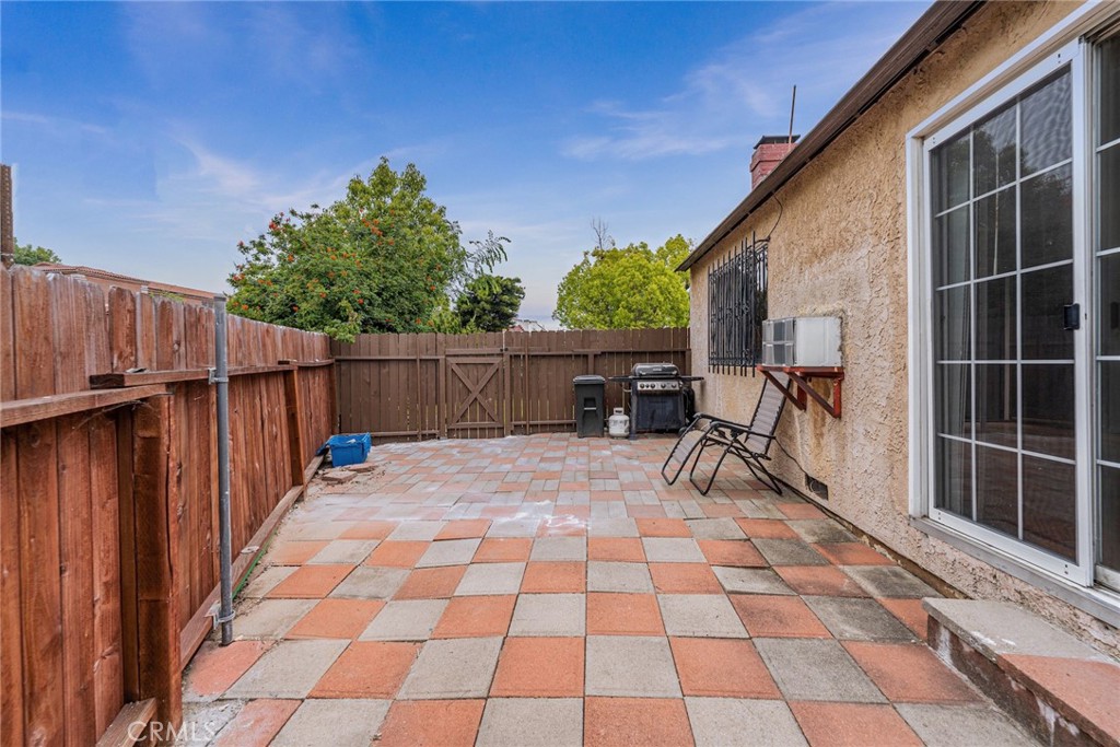 601 Orange Grove Avenue