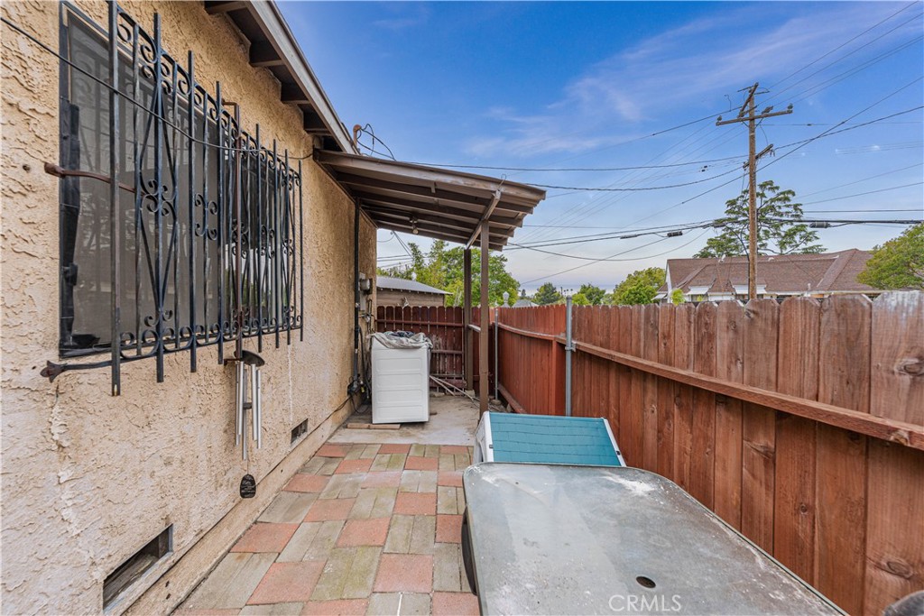 601 Orange Grove Avenue