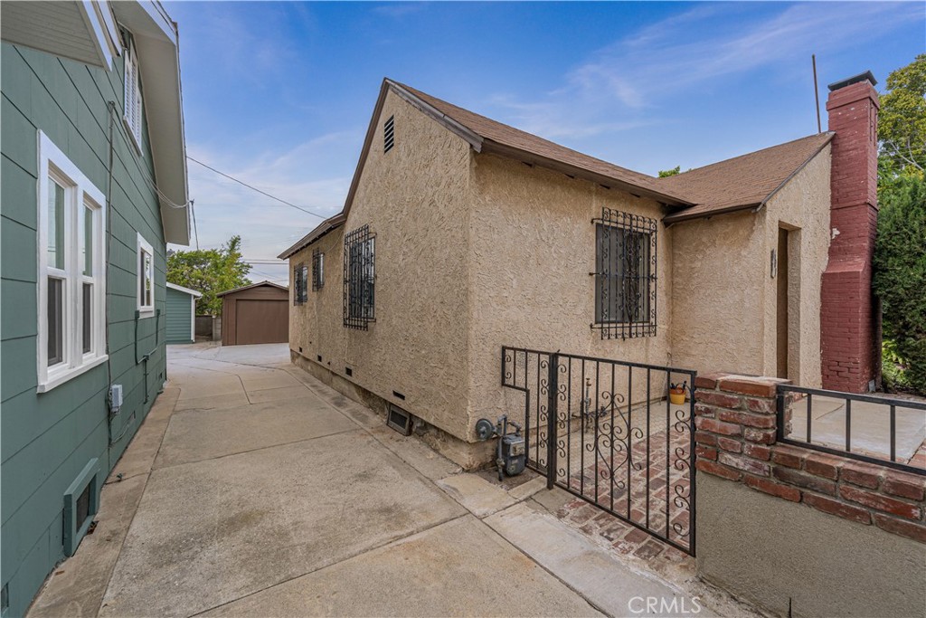 601 Orange Grove Avenue