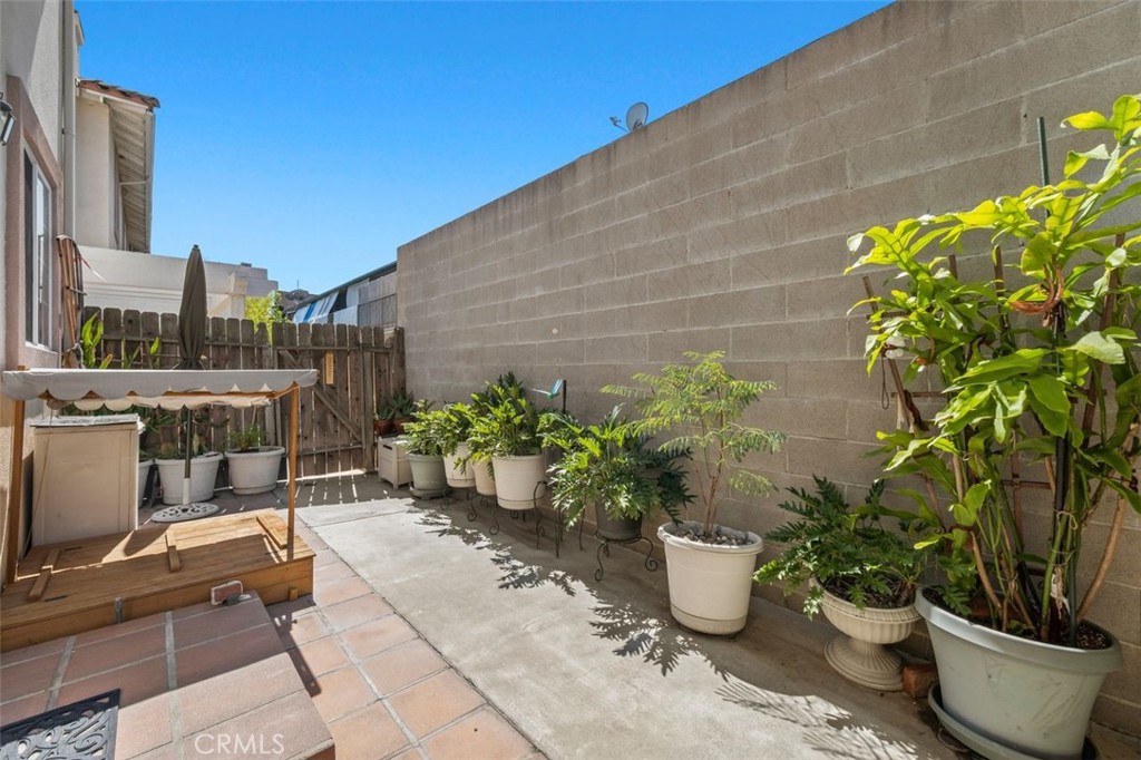 463 Fairview Avenue A