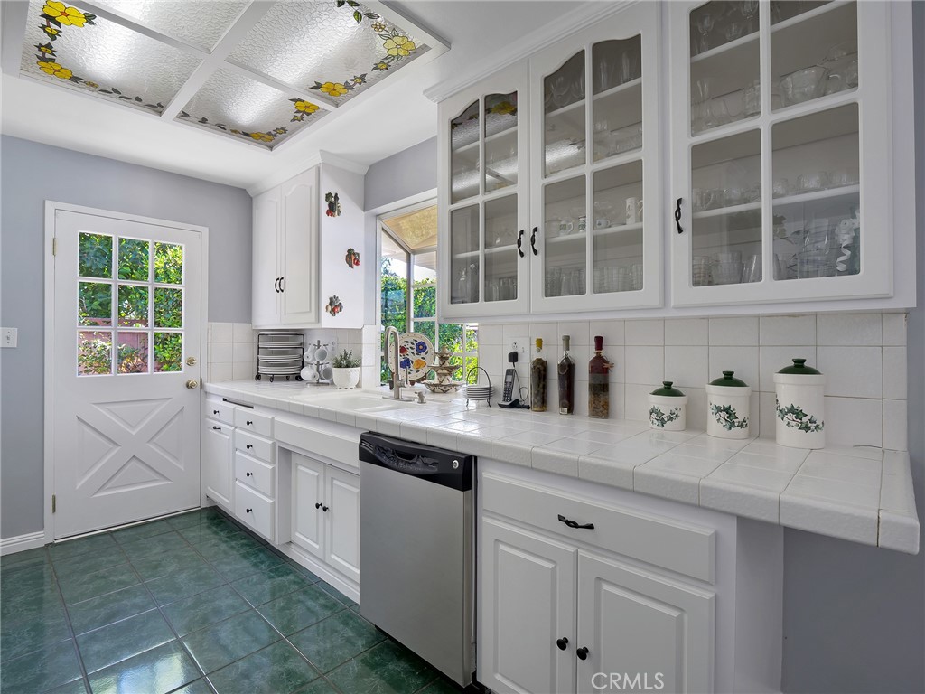 1922 E Puente Avenue