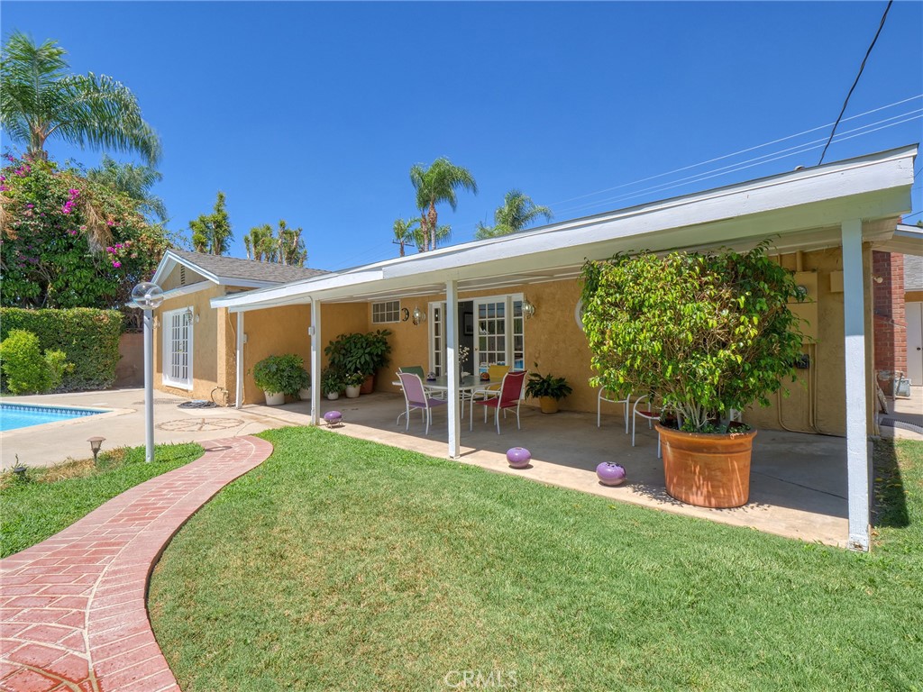 1922 E Puente Avenue