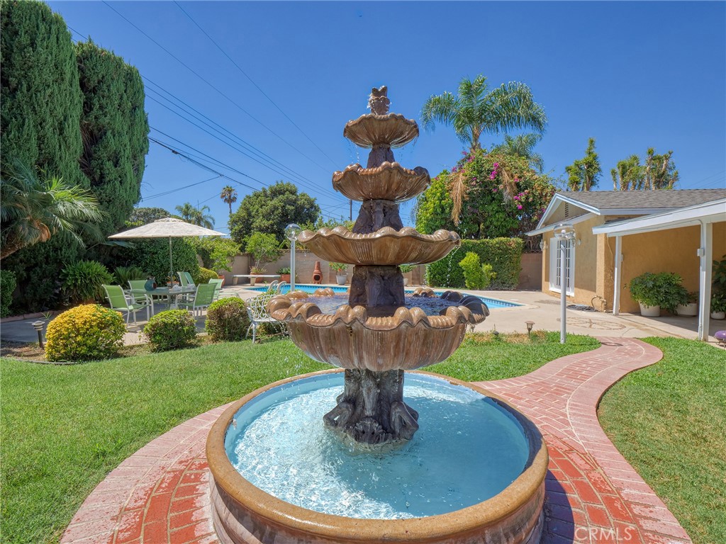 1922 E Puente Avenue