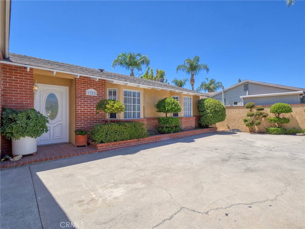 1922 E Puente Avenue