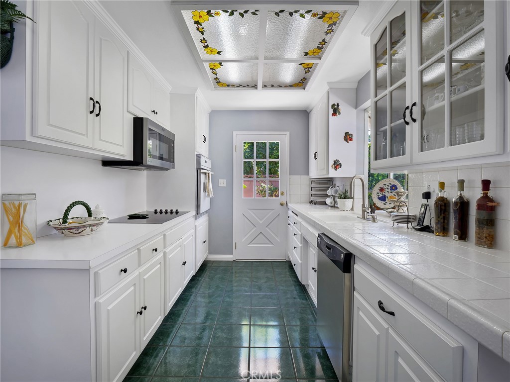 1922 E Puente Avenue