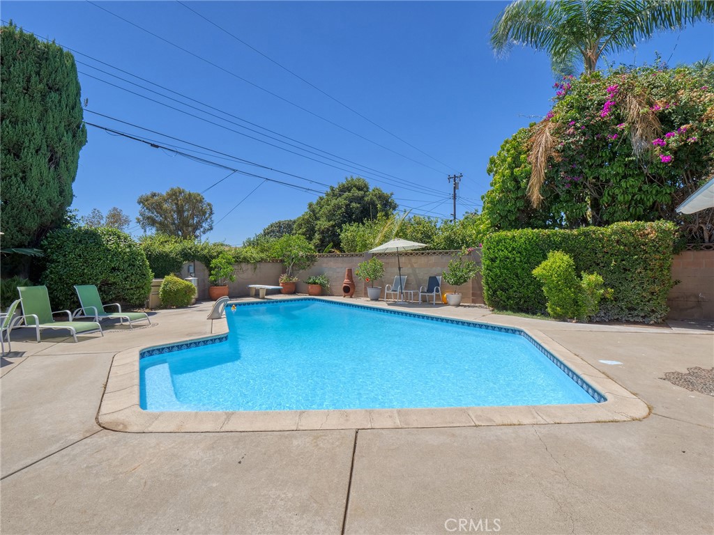 1922 E Puente Avenue