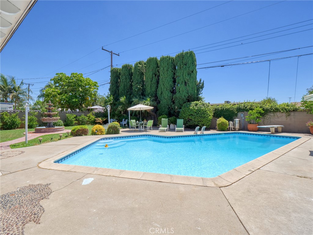 1922 E Puente Avenue