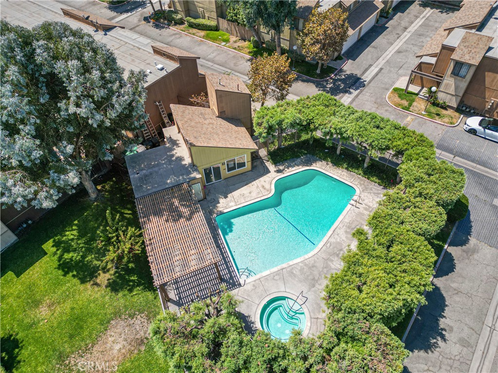 12828 Ramona Boulevard 4