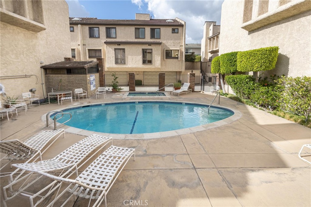 435 Fairview Avenue 9