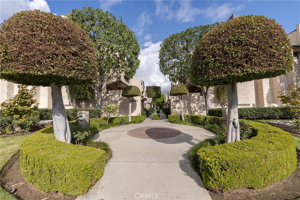 435 Fairview Avenue 9