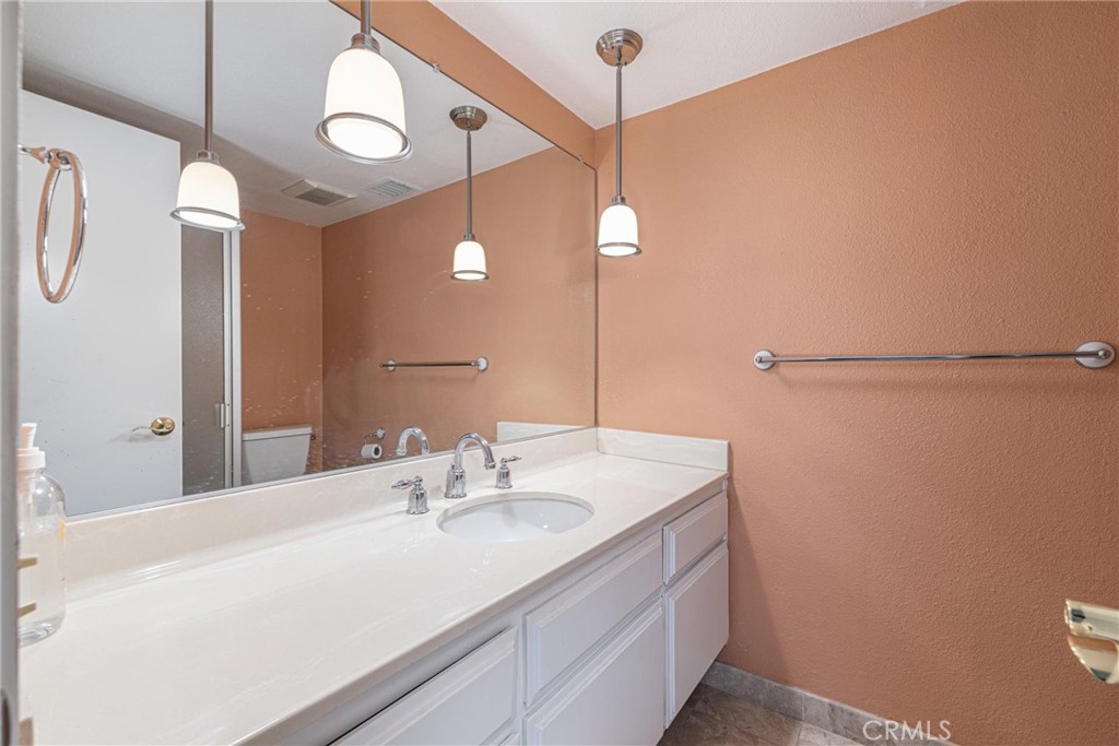 435 Fairview Avenue 9