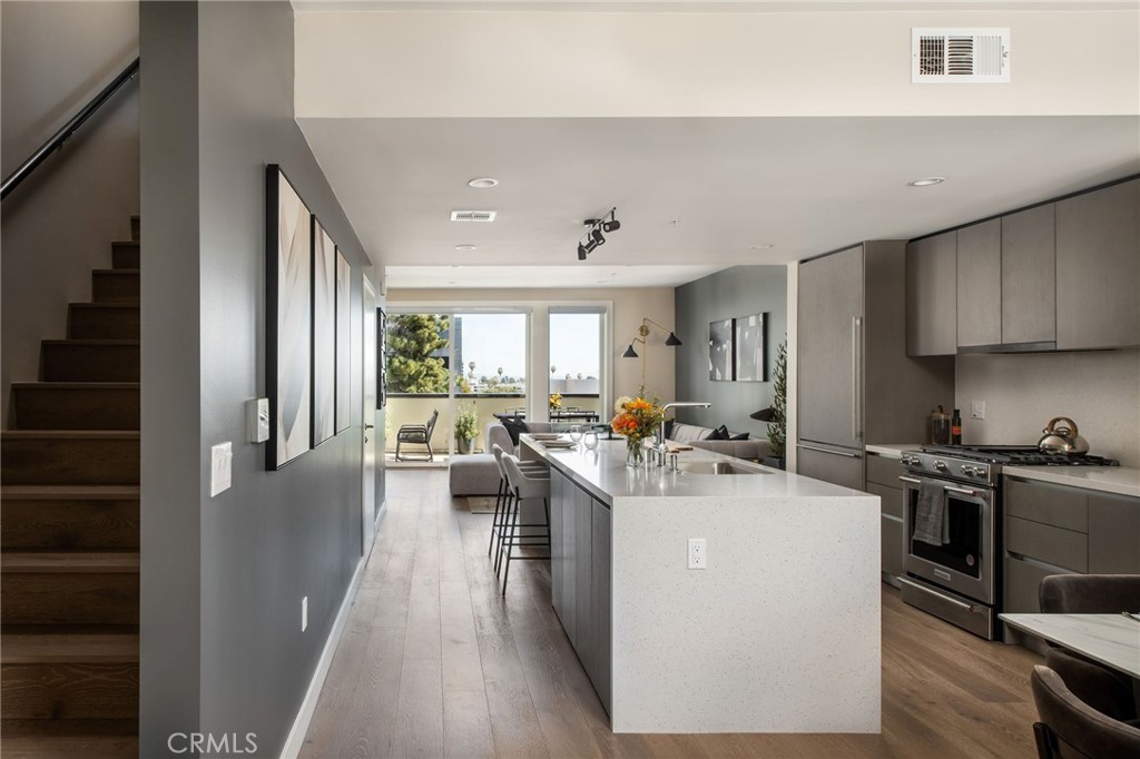 380 Cordova Street 508