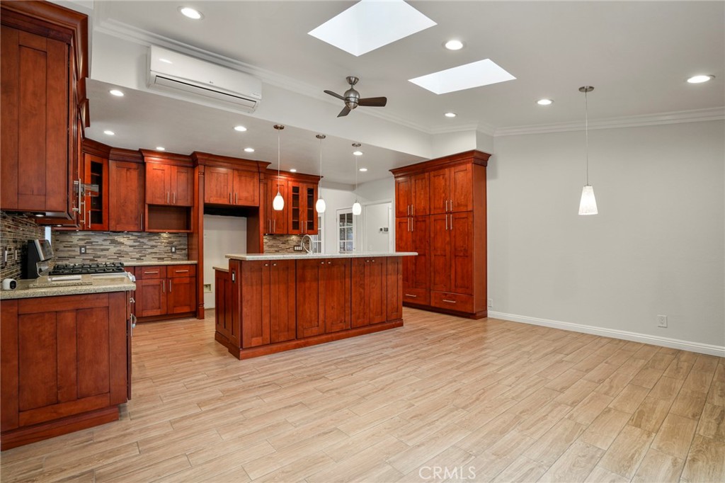 826 Great Bend Drive