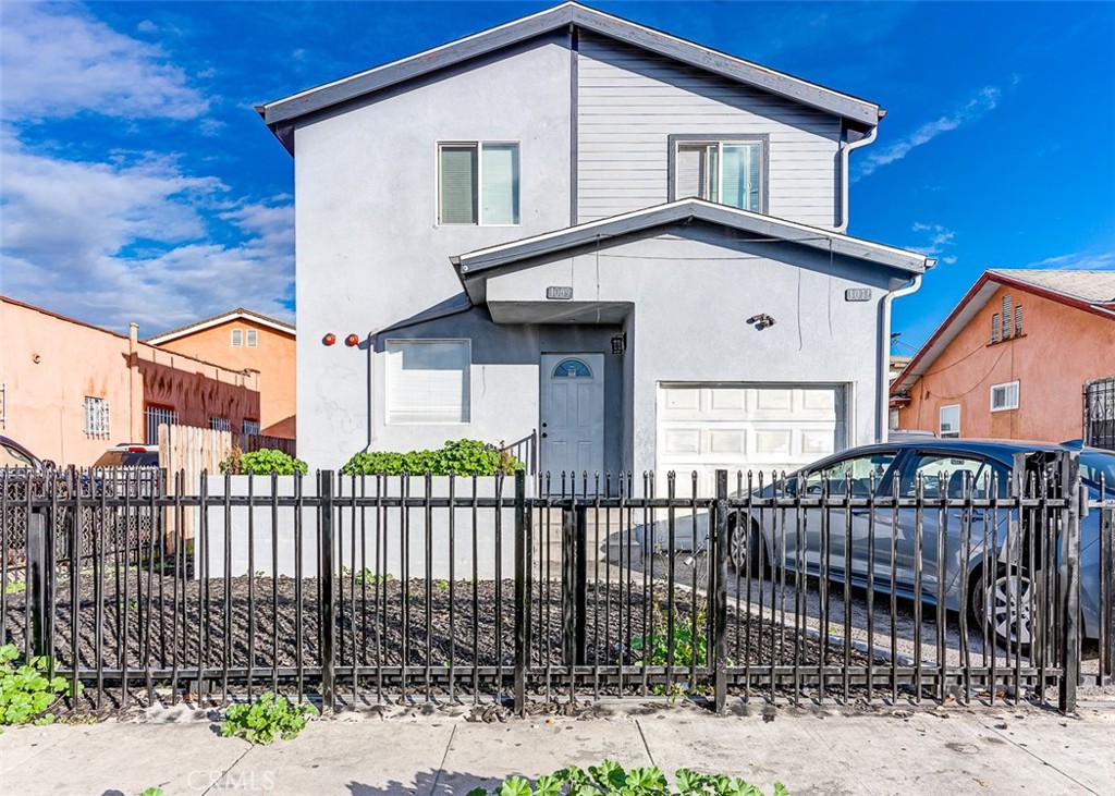 1009 E 80th Street