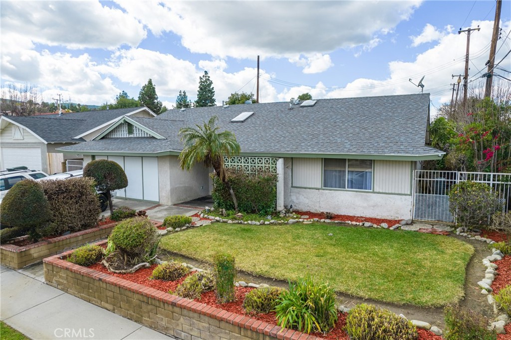 2215 Raleo Avenue