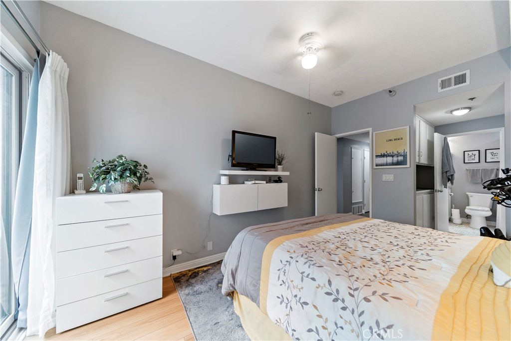 730 W 4th Street 203