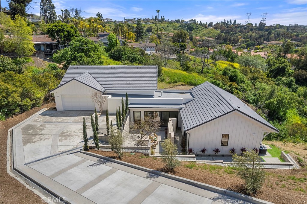 7610 E Corto Road
