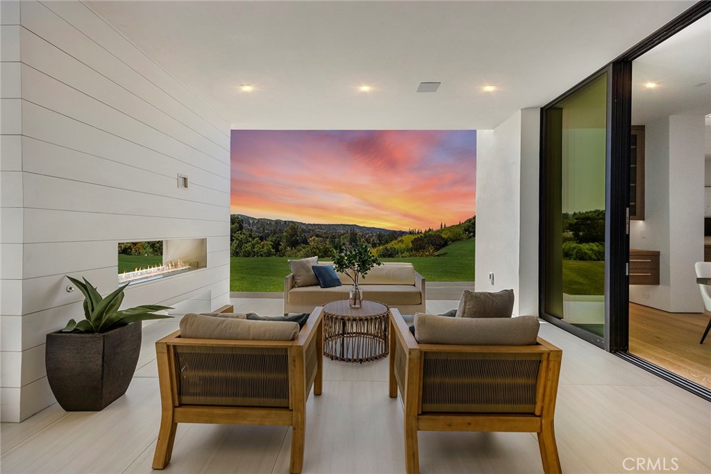 7610 E Corto Road