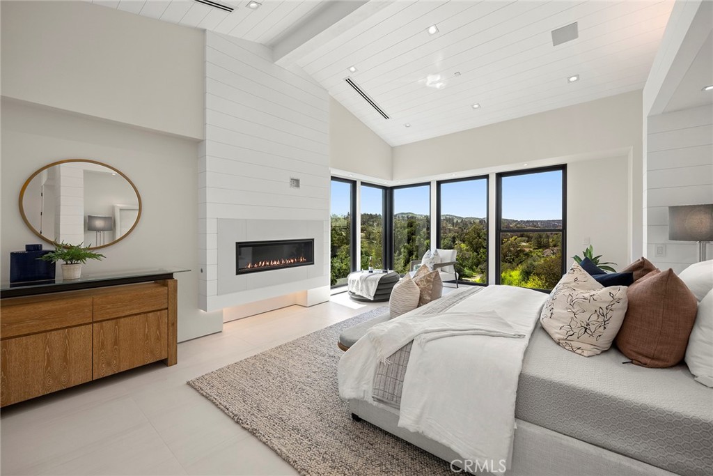 7610 E Corto Road