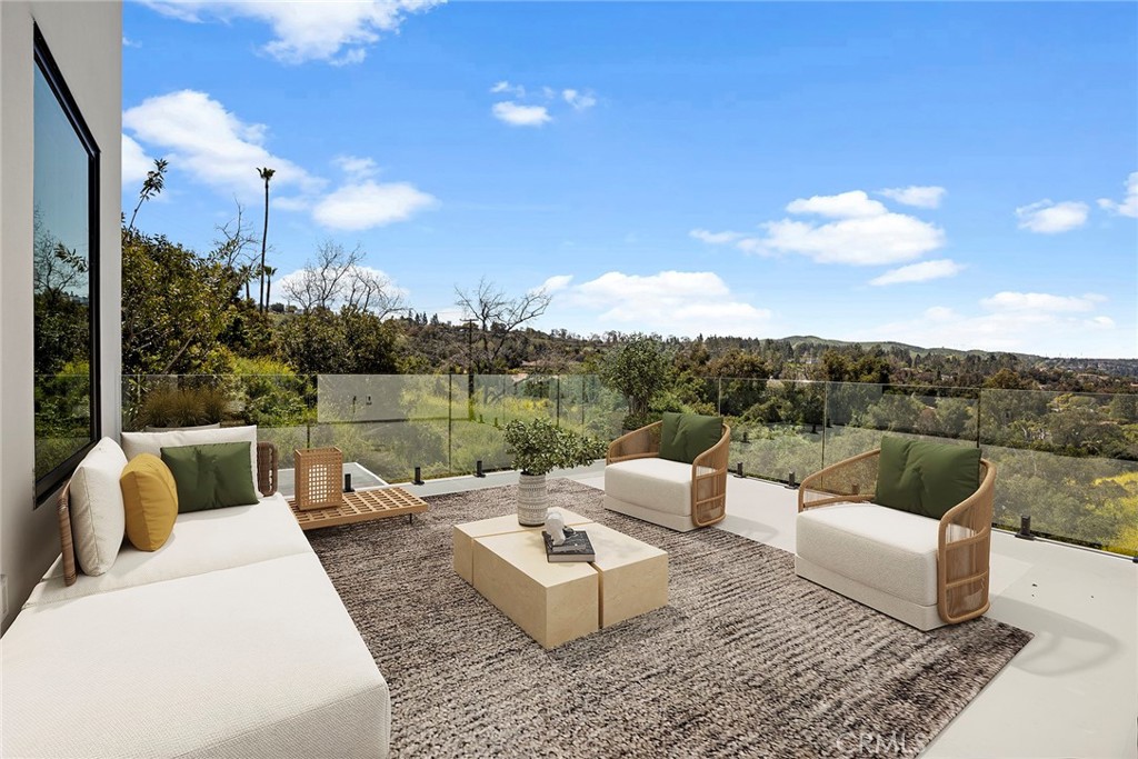 7610 E Corto Road