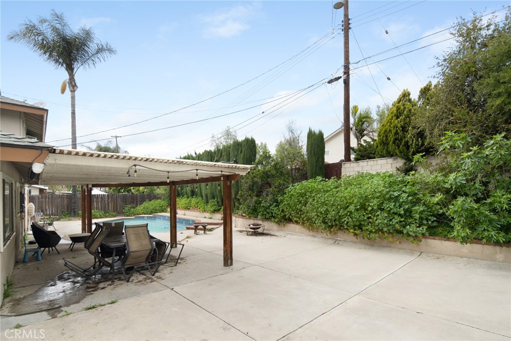 2706 Sherwin Way