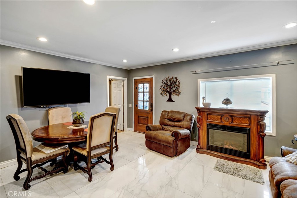 14875 Washington Drive