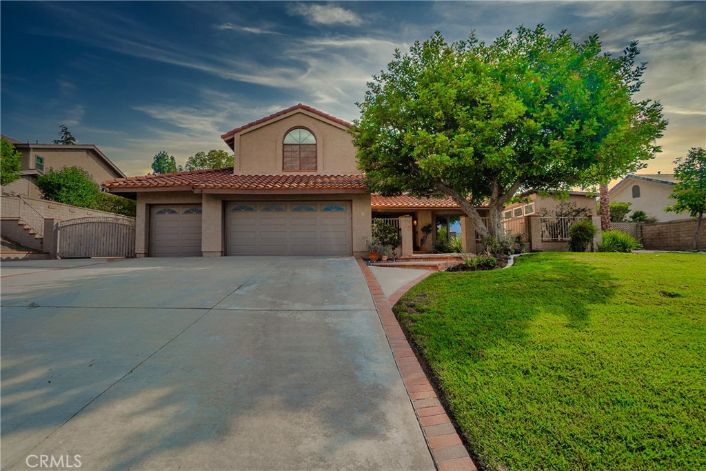 5270 Paseo Panorama