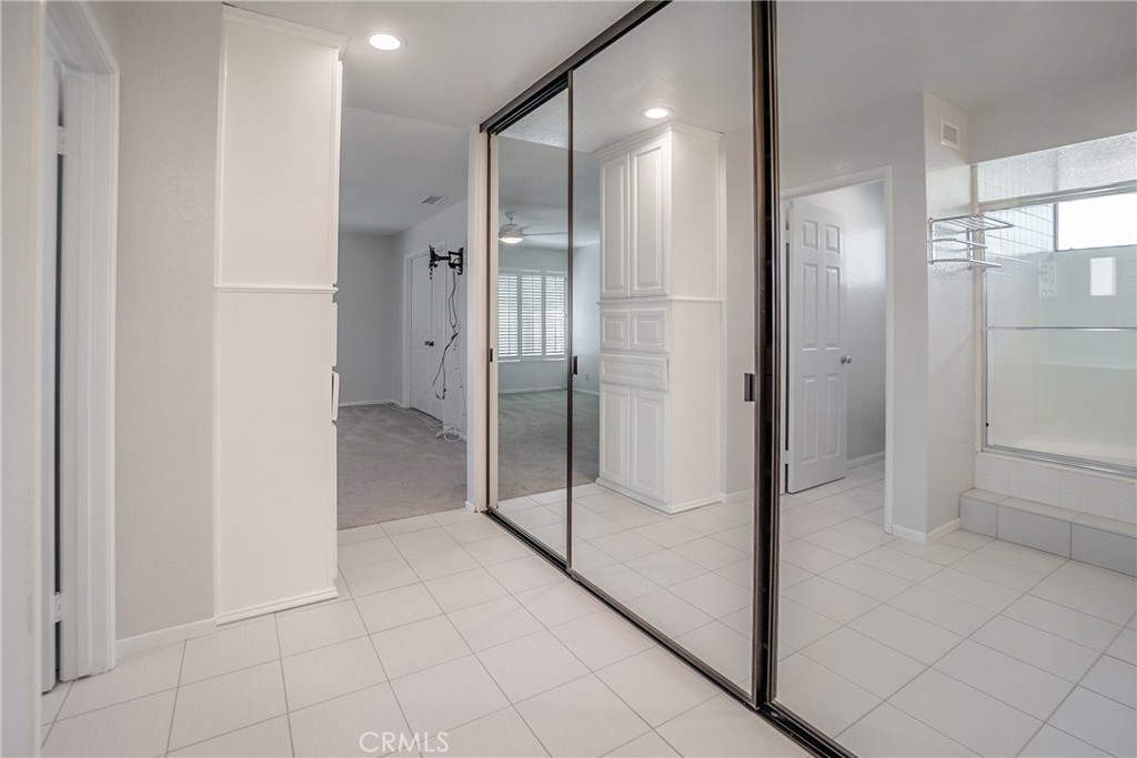 5270 Paseo Panorama