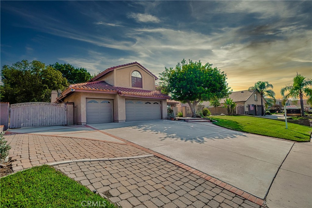 5270 Paseo Panorama