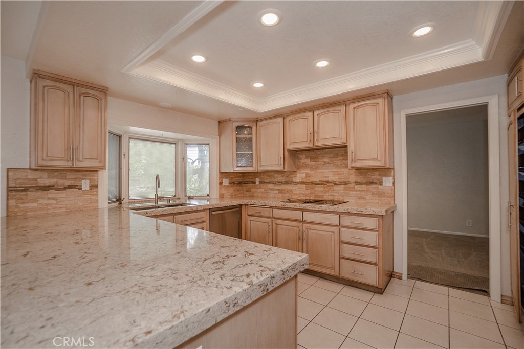 5270 Paseo Panorama
