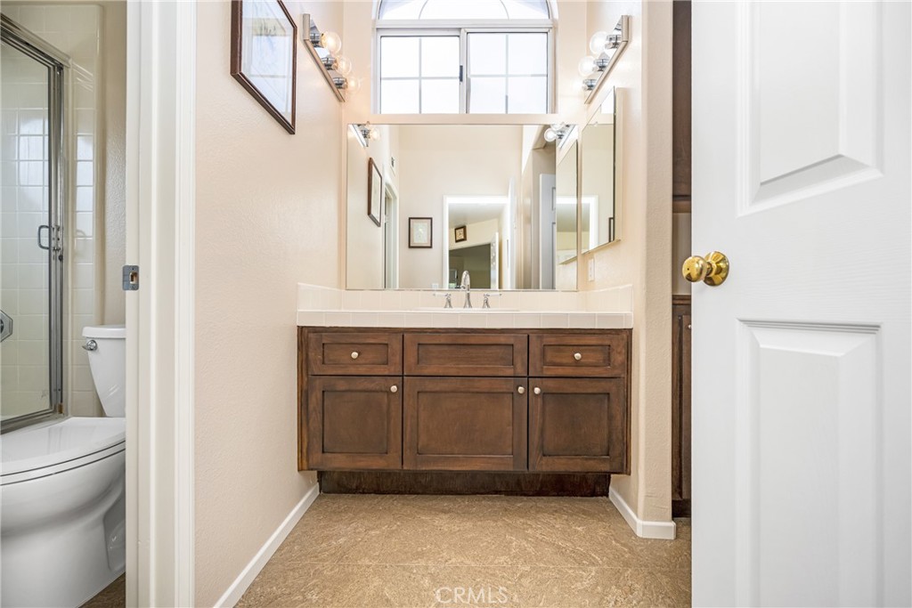 856 S Wildflower Lane