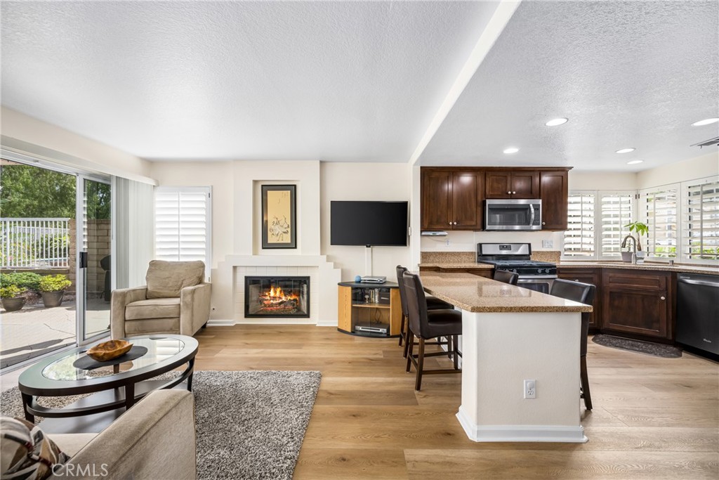 856 S Wildflower Lane