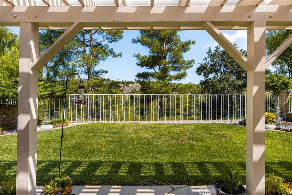 856 S Wildflower Lane