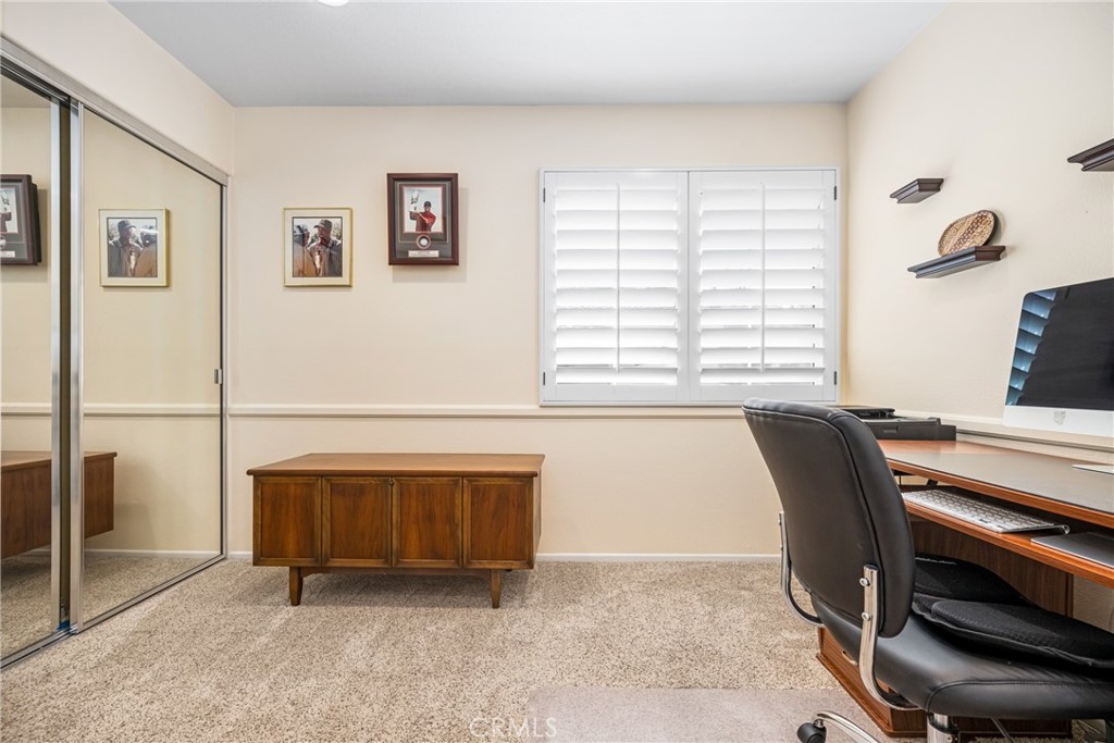 856 S Wildflower Lane