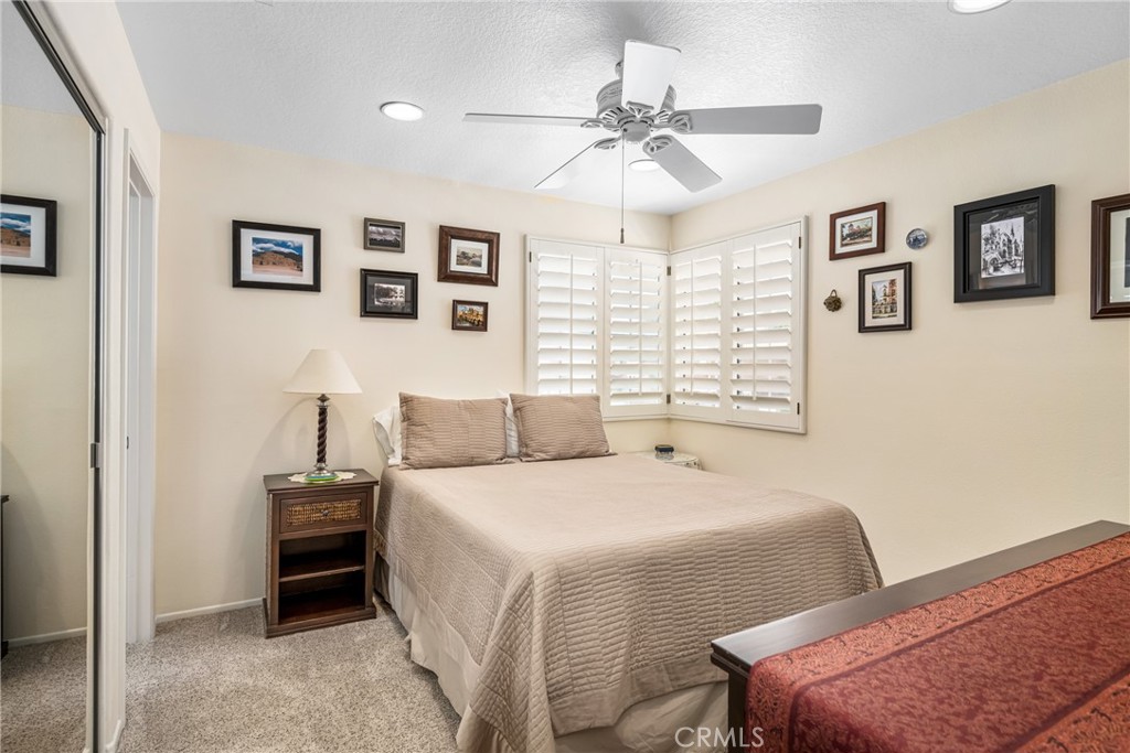 856 S Wildflower Lane