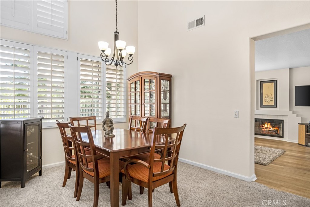 856 S Wildflower Lane