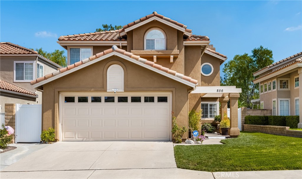 856 S Wildflower Lane