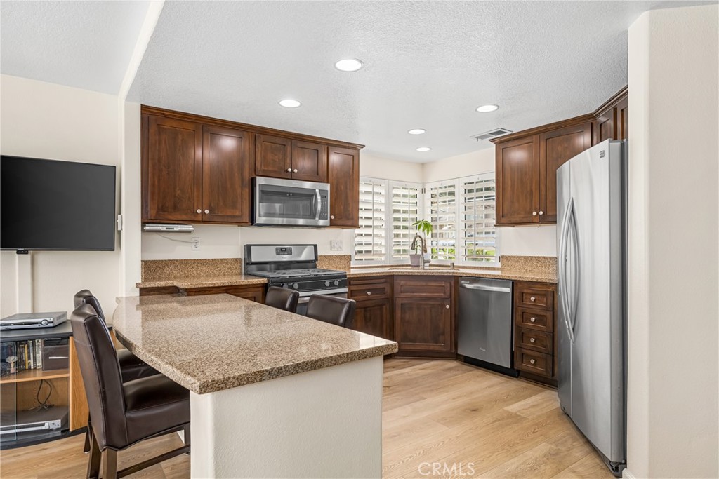 856 S Wildflower Lane