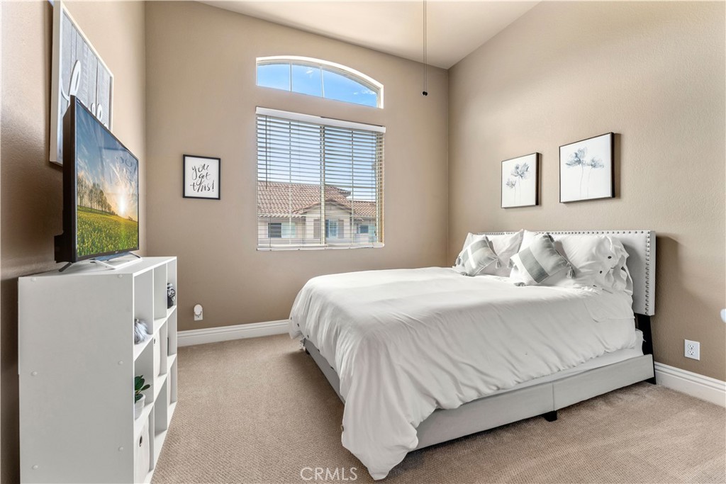 8035 E Treeview Court