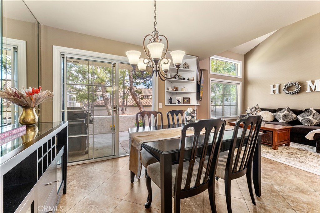 8035 E Treeview Court