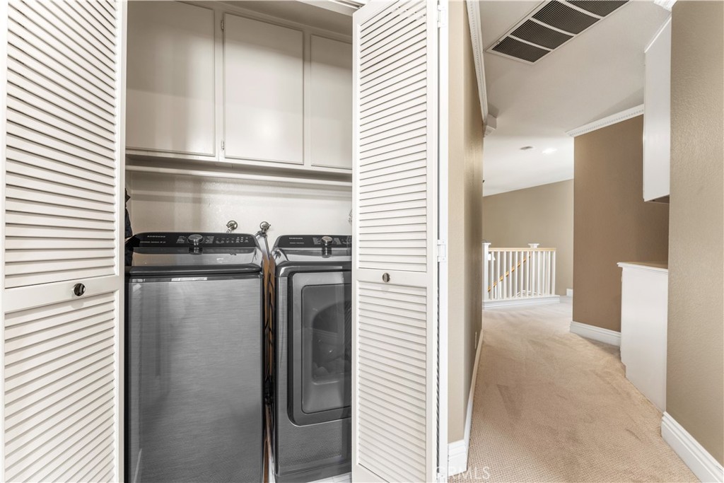 8035 E Treeview Court