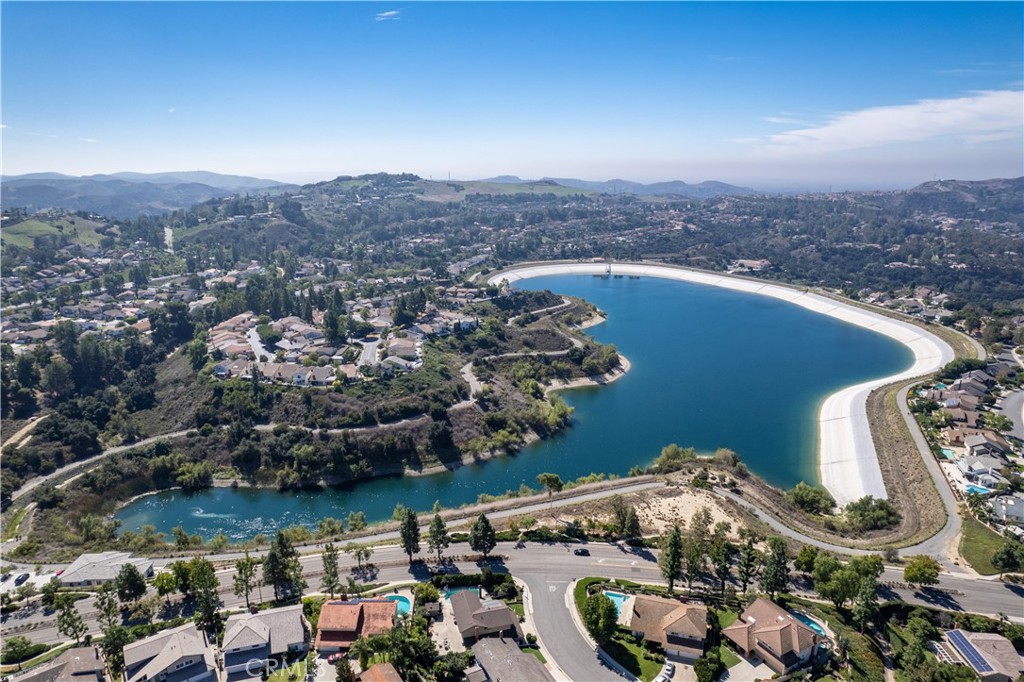 8035 E Treeview Court