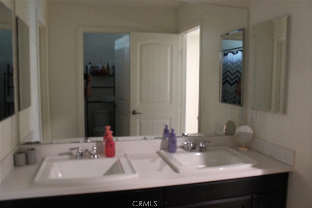 5685 Goldfinch Court