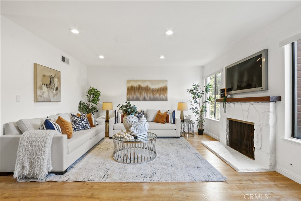 28149 Ridgecove Court S